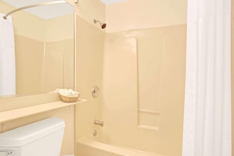 Photo of the whole room, On site