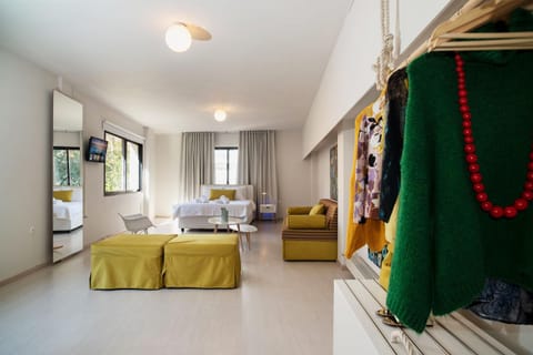 Living room, Decorative detail, Bedroom