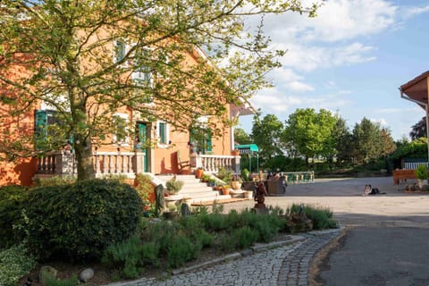 Property building, Restaurant/places to eat, Lobby or reception, Breakfast