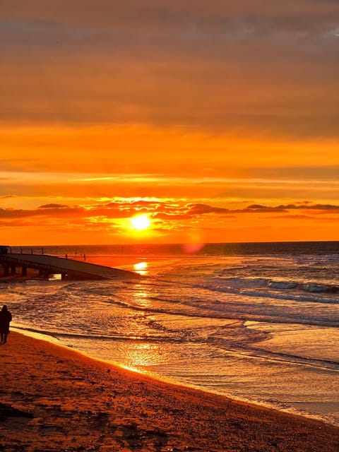 Nearby landmark, Day, Natural landscape, Beach, Sea view, Sunrise, Sunset