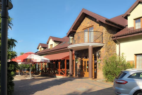 Facade/entrance, Day, Activities, View (from property/room), Balcony/Terrace, On site, Area and facilities