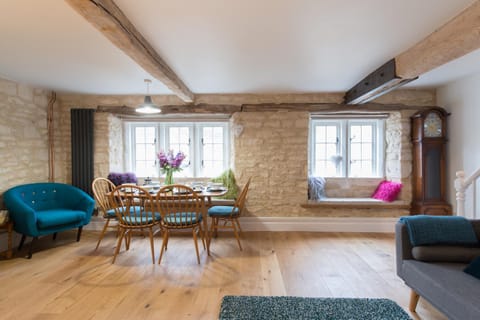 Upper Flat, The Manse, Painswick Apartment in Painswick