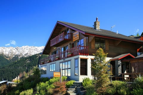 Property building, Nearby landmark, Spring, Day, Natural landscape, Mountain view