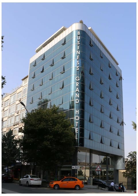Property building, Facade/entrance