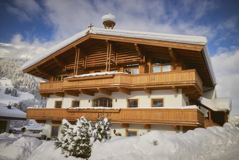 Property building, Winter