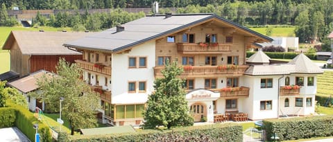 Facade/entrance, Summer