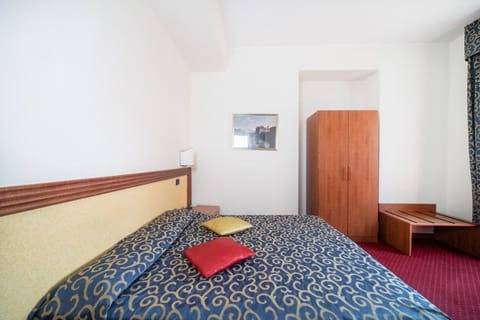 Hotel Italia & Lombardi Hotel in Montefiascone