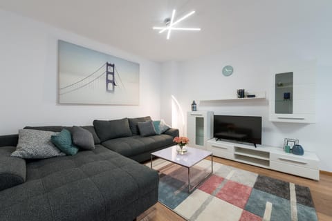 Spring, Winter, Summer, Living room, Autumn