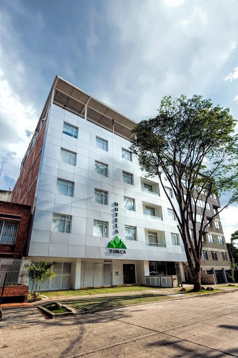 Facade/entrance, Off site