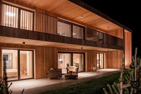 Property building, Balcony/Terrace