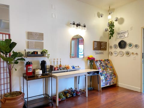 Monarch Valley Inn Marina at Monterey Bay Hotel in Marina