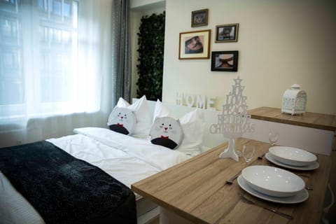 Living room, Photo of the whole room