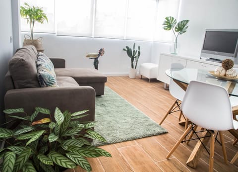 TV and multimedia, Living room, Dining area