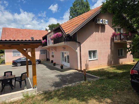 Property building, Parking