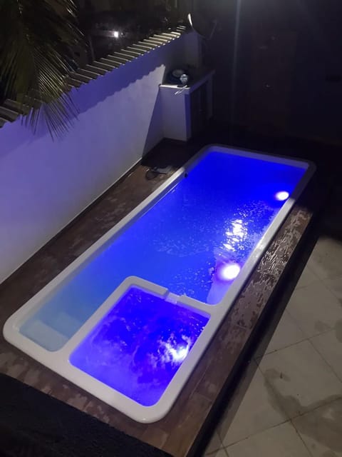 Linda casa com piscina de frente para Praia Grande em Arraial do Cabo-Rj House in State of Rio de Janeiro