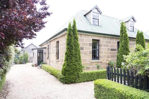 Property building, Garden, Landmark view
