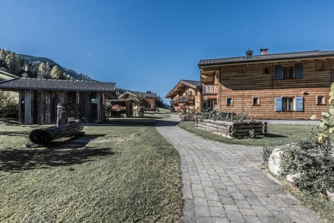 Property building, Autumn