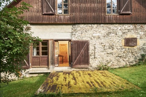 Property building, Facade/entrance, Garden