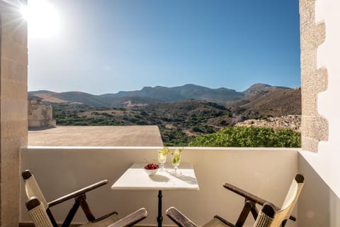 Day, Natural landscape, View (from property/room), Balcony/Terrace, Balcony/Terrace, Mountain view