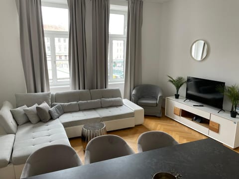 Living room, Seating area, Dining area