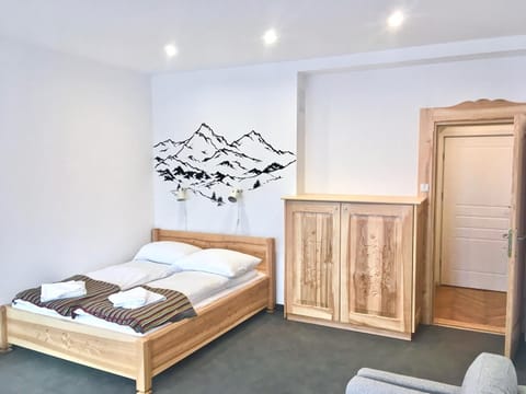 Photo of the whole room, Decorative detail, Bedroom