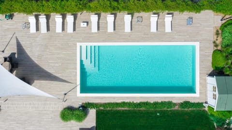 Bird's eye view, Swimming pool, sunbed