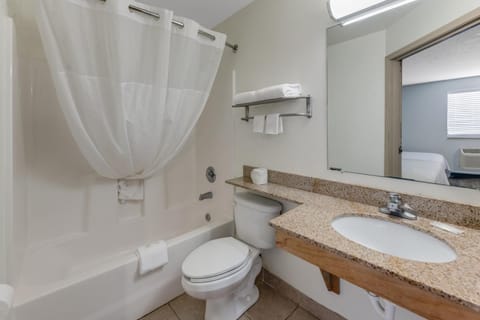 Birch Hill Suites Dayton-WP AFB Hotel in Fairborn