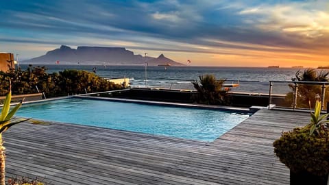 Mountain view, Sea view, Swimming pool