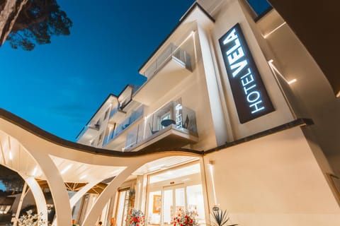 Property building, Night