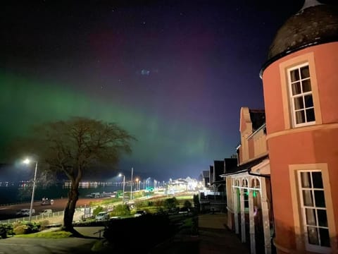 Glentower Lower Observatory Bed and Breakfast in Fort William