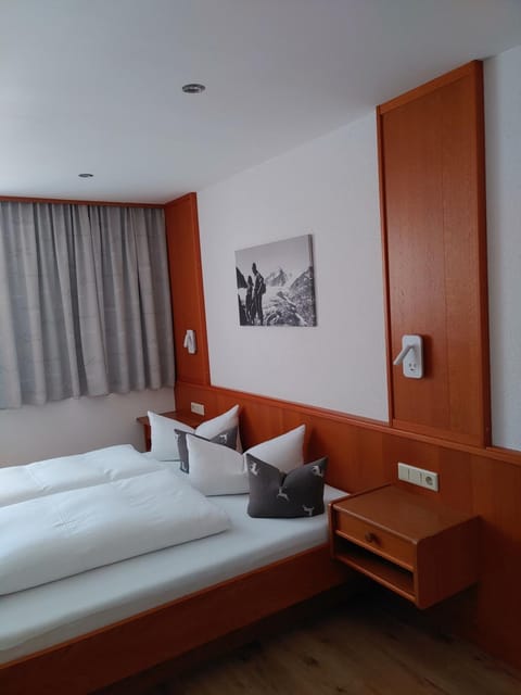 Haus Enzian Bed and Breakfast in Trentino-South Tyrol