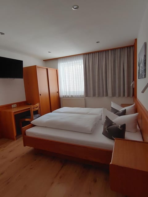 Haus Enzian Bed and Breakfast in Trentino-South Tyrol