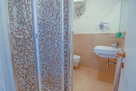 Elbamar Lacona Campground/ 
RV Resort in Tuscany