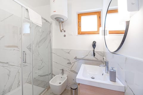 Elbamar Lacona Campground/ 
RV Resort in Tuscany