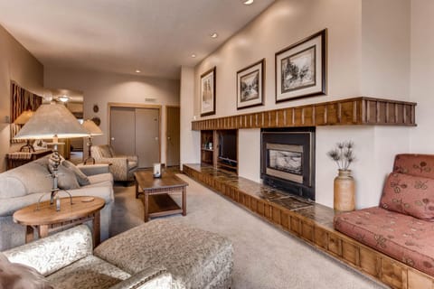 Quicksilver 1662 Apartment in Keystone