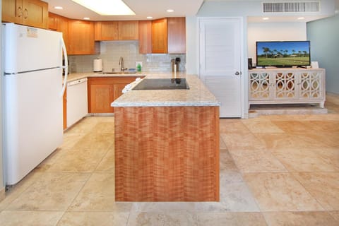 Kihei Beach Resort 208 Apartment in Kalaepohaku