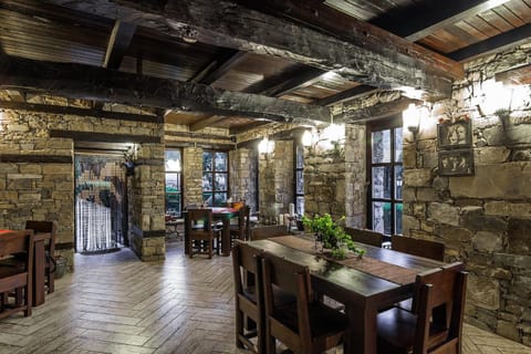 Guesthouse Hitar Petar Hotel in Gabrovo