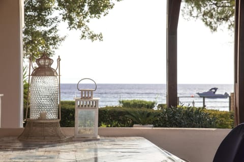 Decorative detail, Sea view