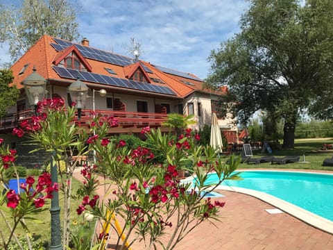 Property building, Swimming pool