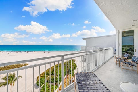 View (from property/room), Balcony/Terrace, Beach, Sea view
