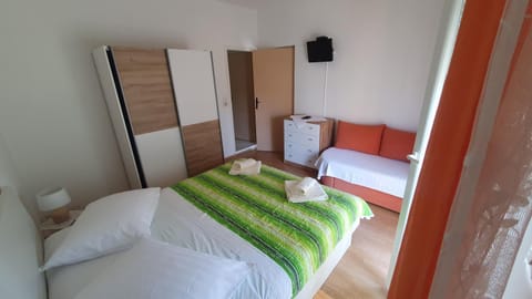 Violet Apartment in Lika-Senj County