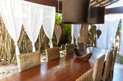 Lounge or bar, Dining area