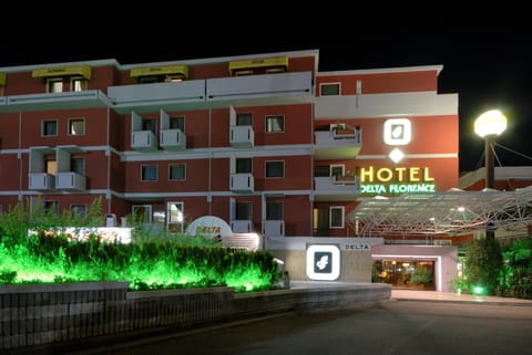 Facade/entrance, Facade/entrance, Area and facilities