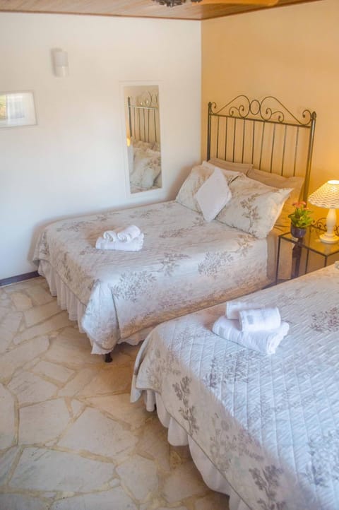 Pousada do Namorado Inn in Armacao dos Buzios