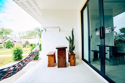 Baan Check In Hotel in Sala Dan