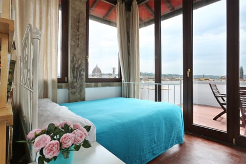 Balcony/Terrace, Bedroom, City view, Landmark view