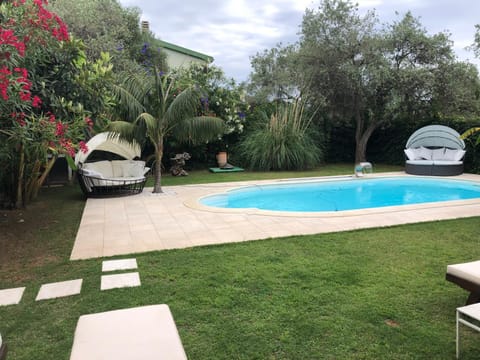Garden view, Swimming pool