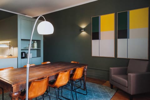 Kitchen or kitchenette, Living room, Photo of the whole room, Dining area