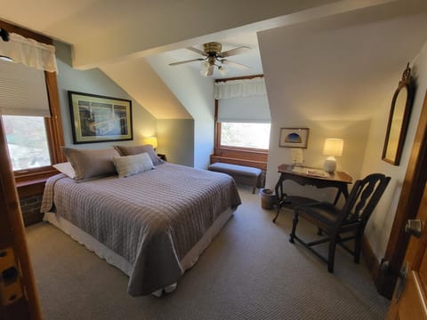 Bross Hotel B & B Bed and Breakfast in Paonia