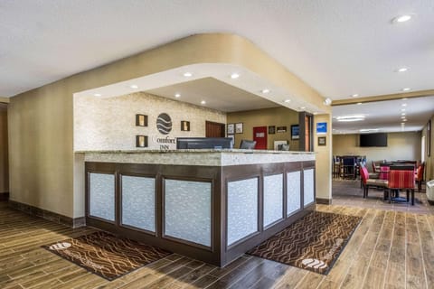 Lobby or reception, On site